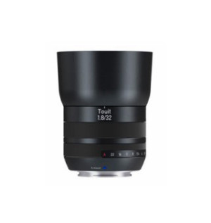 עדשה Carl Zeiss Touit 32mm f/1.8 E-Mount