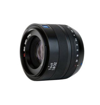 Carl Zeiss Touit 32mm f/1.8 X-Mount