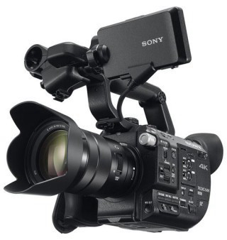 מצלמת וידאו Sony PXWFS5 18-105mm