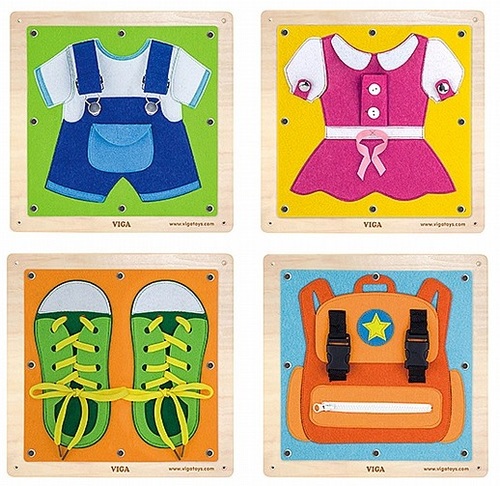 ארבע לוחות פעילות לשיפור המיומנויות המונטסוריות - חולצה, שמלה, נעליים ותיק