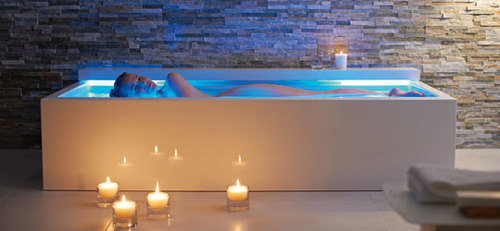 פינוק באמבט חלק מהשגרה היומיומית המפרכת..
