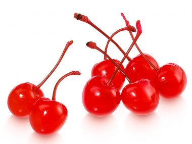 דובדבן אדום עם גבעול 170 גרם