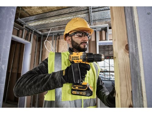 מברגת/מקדחה ללא פחמים DCD777N גוף בלבד DEWALT