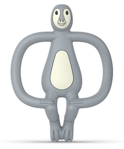 נשכן פינגווין עם מברשת שיניים הראשונה מסיליקון רפואי