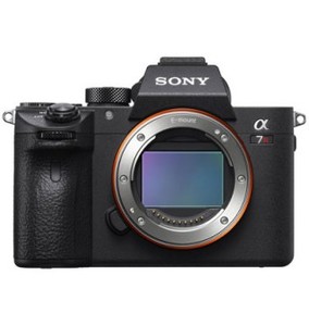 Sony Alpha A7R III Bodyרשמי
