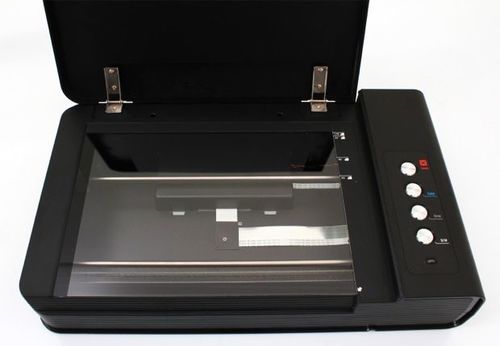 סורק Plustek Opticbook 4800 