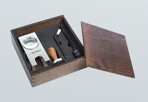 BARISTA WOODEN BOX W/TAMPER,BLIND FILTER,CLEANING BRUSH AND MEASURE