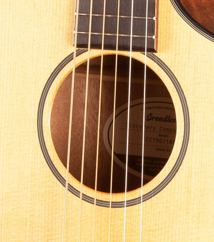 גיטרה אקוסטית מוגברת Breedlove Discovery Companion CE