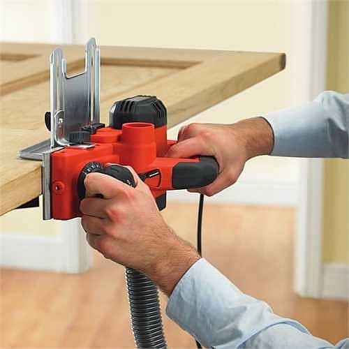 מקצוע חשמלי מקצועי BLACK&DECKER דגם KW750K