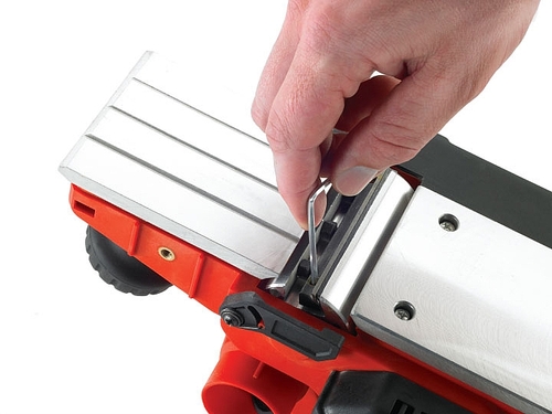 מקצוע חשמלי מקצועי BLACK&DECKER דגם KW750K