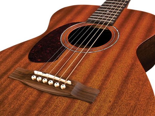 זוית נוספת Guild M-120L Left Handed