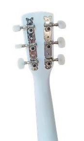 גיטרה קלאסית לילדים מעץ עם מנגנון כיוונון - לבן