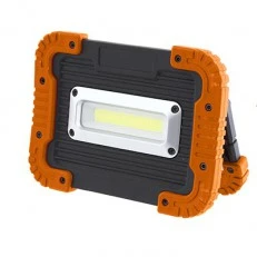 פנס הצפה נייד לד 10W נטען קוברה