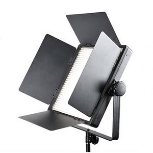 פנס לד Godox LED 1000C-II