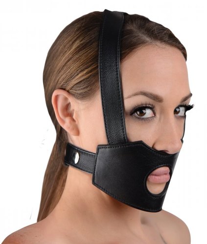 מסיכת דפיקה לדילדו  XR Brands - Face Fuck Dildo Face Harness