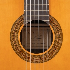 גיטרה קלאסית תוצרת ספרד NUBE TENOR