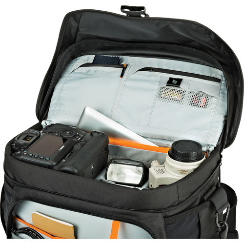 תיק למצלמה Lowepro Nova 200 AW II