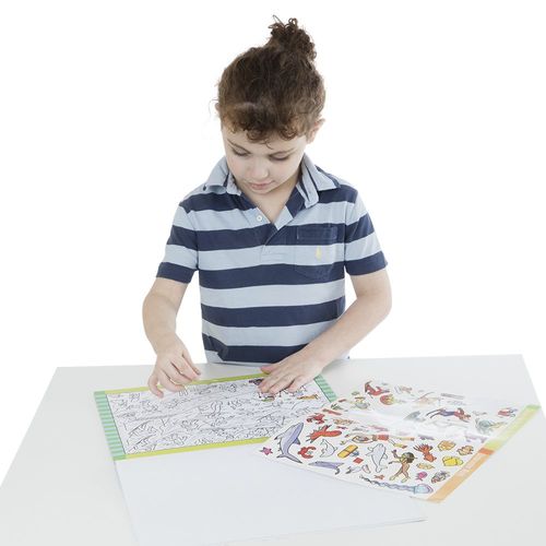 חוברת עם יותר מ 300 מדבקות חפש ומצא - הרפתקאות
