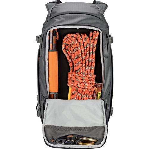 תיק גב Lowepro Whistler BP 450 AW II