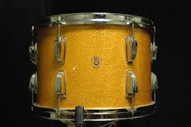 טם טם "8*"8 LUDWIG CLASSIC MAPLE GOLD SPARKLE