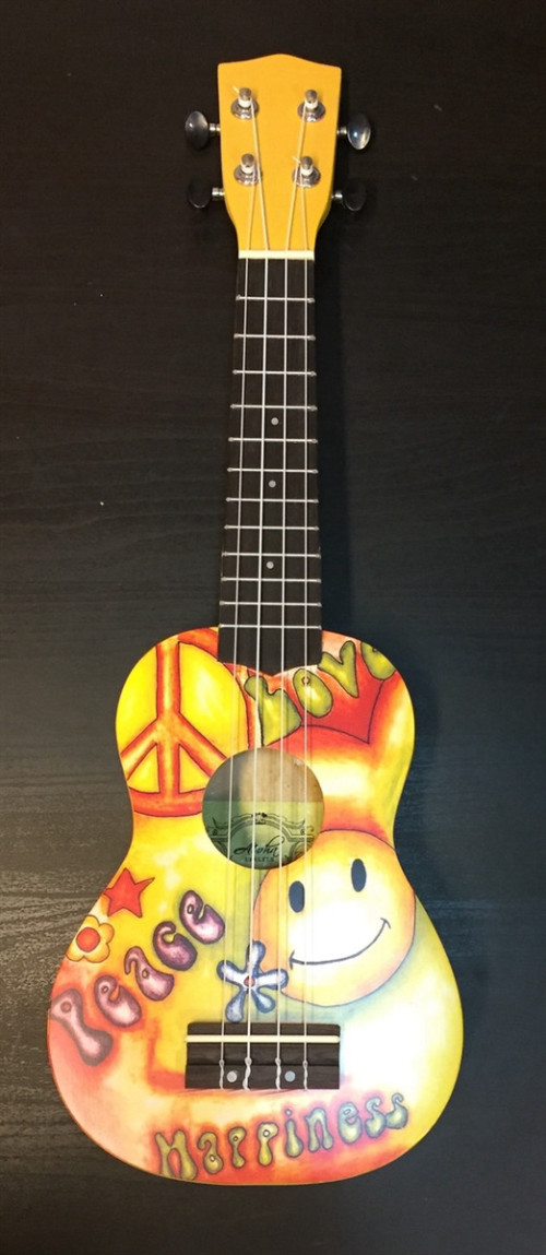 יוקללה סופרן UK-300XL ALOHA peace & love