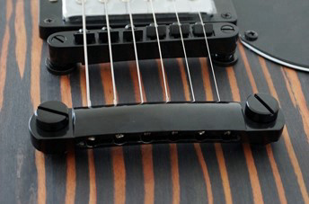 גיטרה חשמלית Aiersi Zebrawood Body SG2-ZB