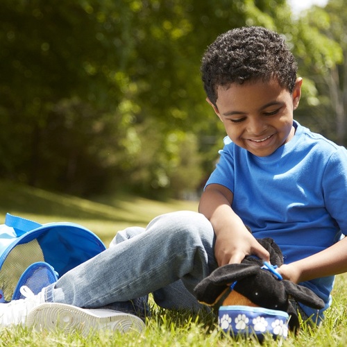 ערכה להסעה ומשחק עם חיות מחמד כולל בובת כלב וחתול 15 חלקים