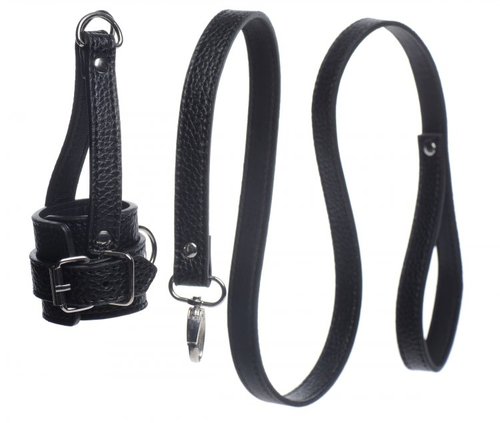 רצועת משיכה לביצים  XR BRANDS - Ball Stretcher With Leash