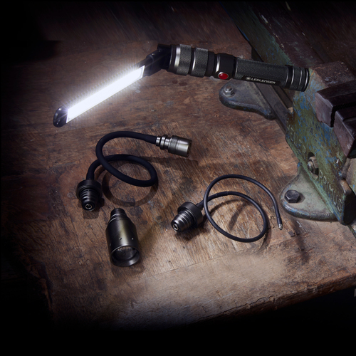 פנס LEDLENSER WORKERS FRIEND