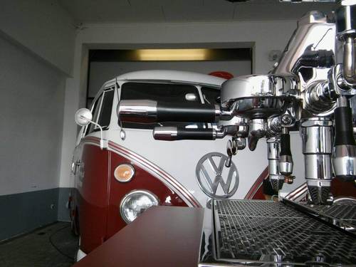 מכונת קפה מקצועית אי סי אם מכניקה ECM Mechanika VI Slim Professional coffee machine