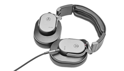 זוית נוספת Austrian Audio Hi-X55 Professional Over-Ear Headphones 