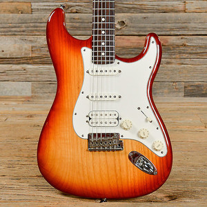 גיטרה חשמלית FENDER STRAT AMERICAN STANDARD SIENNA SUNBURST כחדשה