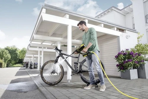 אקדח שטיפה בלחץ ידני 24 בר KARCHER KHB 5 BATTARY 18V