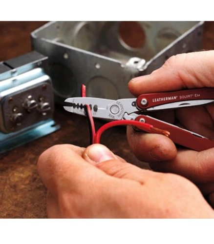 קוצץ חוטים רב תכליתי Leatherman Squirt PS4