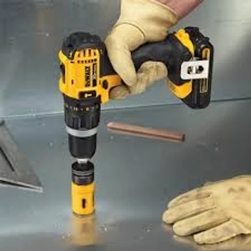 מברגה רוטטת נטענת + 2 סוללות DeWALT DCD785M2 18V 4AH 