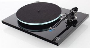 פטיפון Rega Planar 3