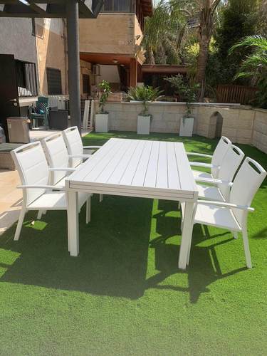 פינת אוכל שולחן נפתח מאלומיניום לבן דגם 