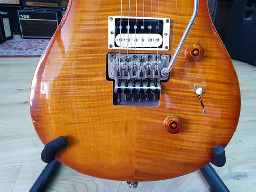 גיטרה חשמלית PRS SE Custom 24 Floyd 