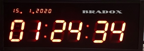 שעונים לבריכות שחייה