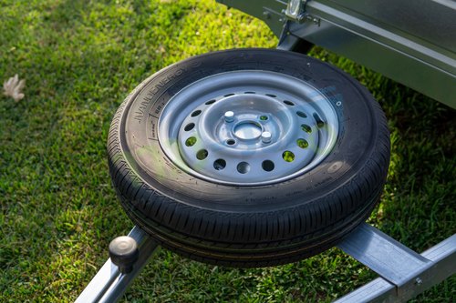 נגרר פתוח 2.2X1.4 למשקל 750 ק