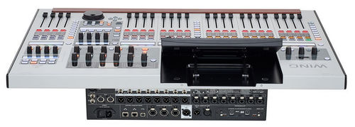 מיקסר דיגיטלי BEHRINGER WING