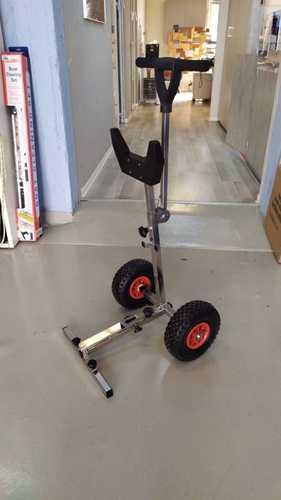 עגלה לנשיאת מנוע ימי על חול ימי OUTBOARD TROLLEY