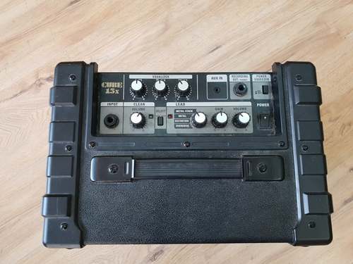 מגבר לגיטרה חשמלית Roland Cube 15XL
