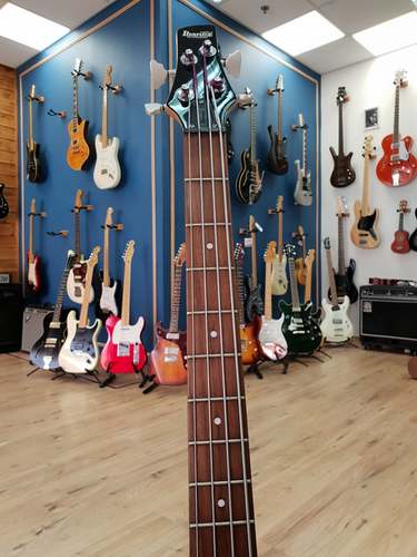 Ibanez GSR200 2008 (Lefty)