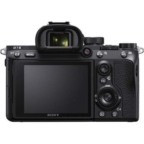 מצלמה Sony Alpha a7 III Body גוף בלבד