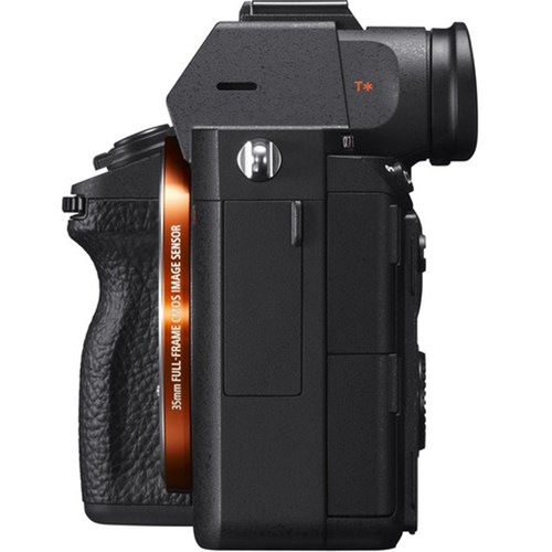 מצלמה Sony Alpha a7R III Body גוף בלבד