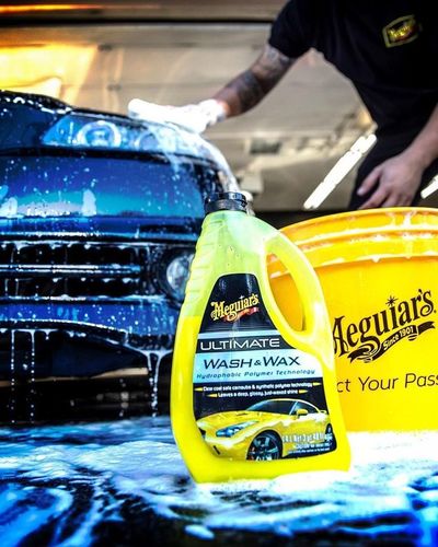 שמפו + ווקס לרכב 1.42 ליטר MEGUIAR'S Ultimate Wash & Wax – ניקוי והברקה בפעולה אחת