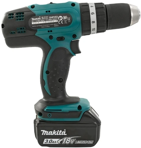 סט נטען 18V אימפקט + פטישון + מברגה רוטטת + משחזת + מסור חרב + מסור עגול + מסור אנכי/ג'יקסו + מפוח + שואב אבק + רמקול בלוטוות' 3 סוללות MAKITA DR40008 5Ah