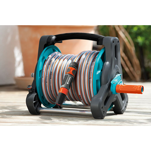 גלגלת עם 10 מטר צינור ואביזרים, GARDENA 8010 תוצרת גרמניה