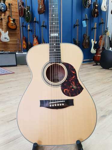 Maton EBG808 Tommy Emmanuel